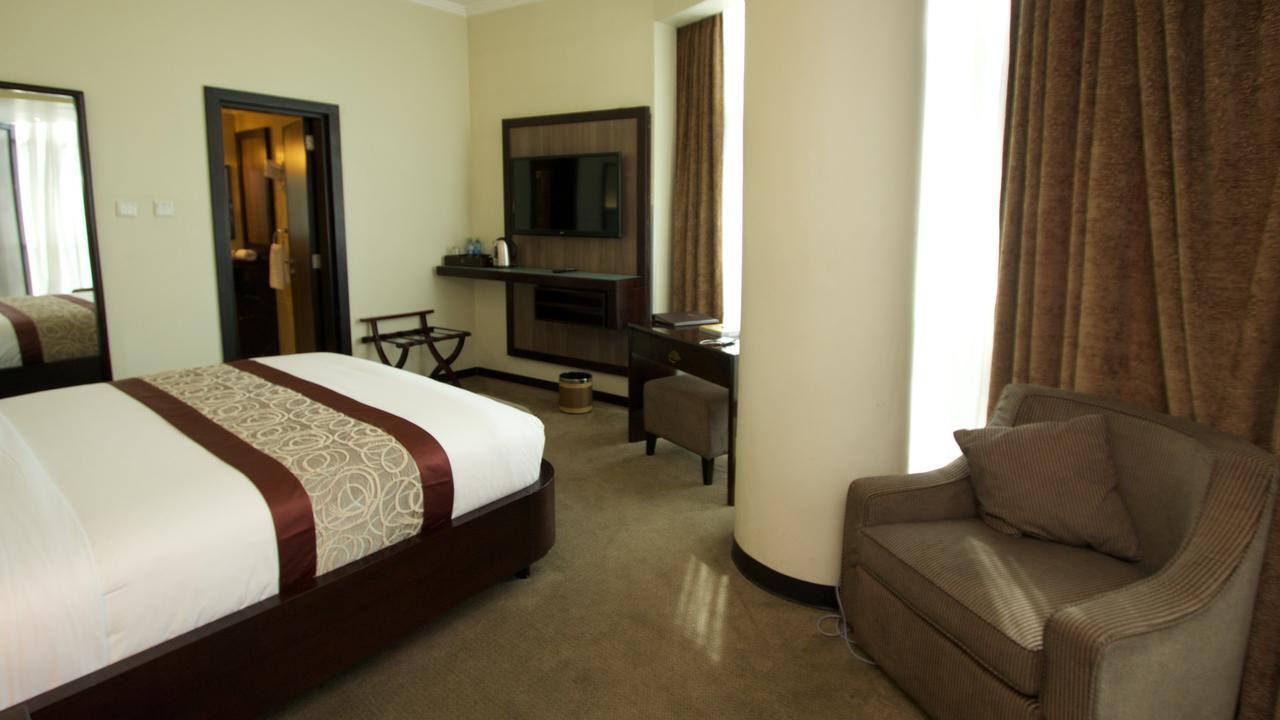 Elilly International Hotel Addis Ababa Exterior foto