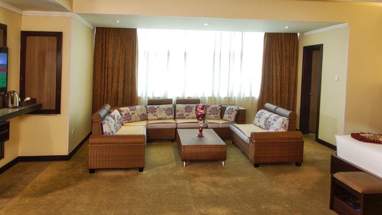 Elilly International Hotel Addis Ababa Exterior foto