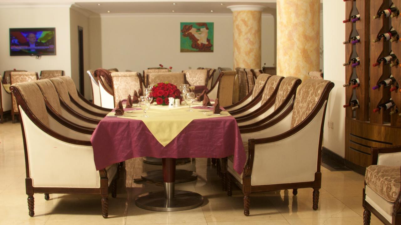 Elilly International Hotel Addis Ababa Exterior foto